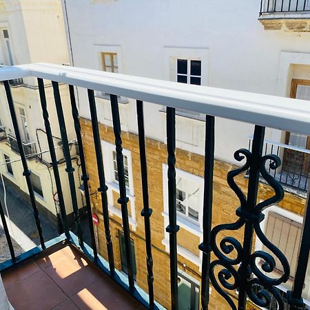 Atico Cadiz Centro Apartment Екстериор снимка