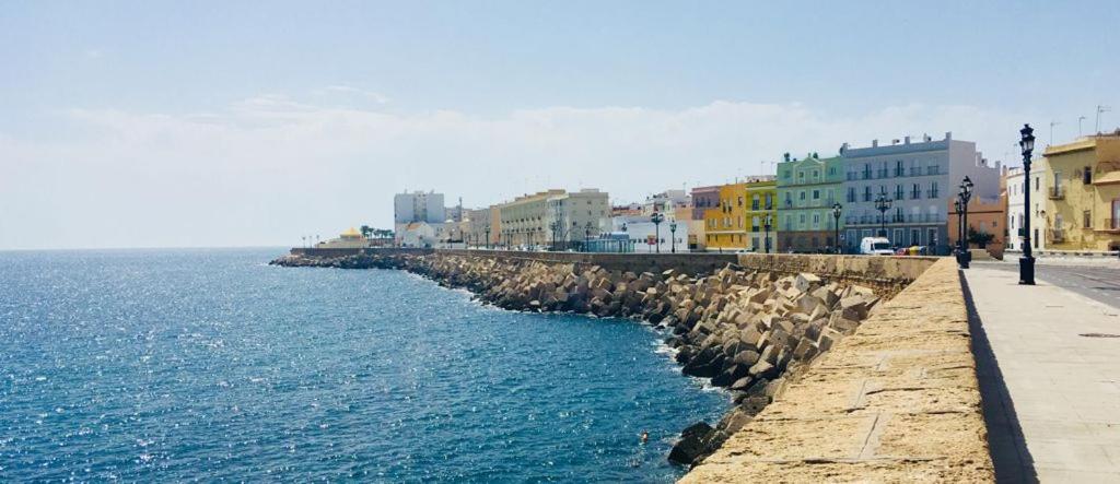 Atico Cadiz Centro Apartment Екстериор снимка